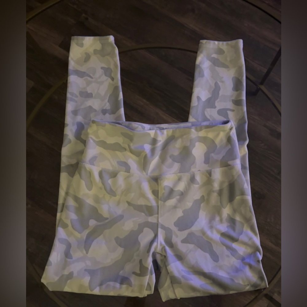 Full Length Marika White Camouflage Leggings